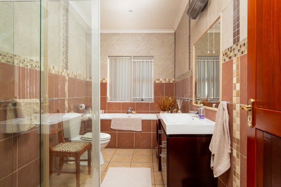 4 Bedroom Property for Sale in Port Owen Western Cape